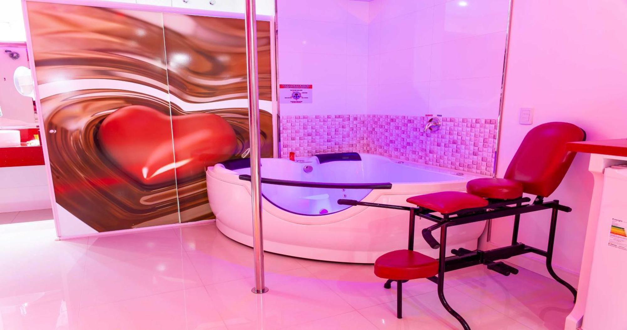Motel Drive In T - Prolongamento Da Avenida Getulio Vargas Facil Acesso Ao Shopping Patio Chapecó المظهر الخارجي الصورة